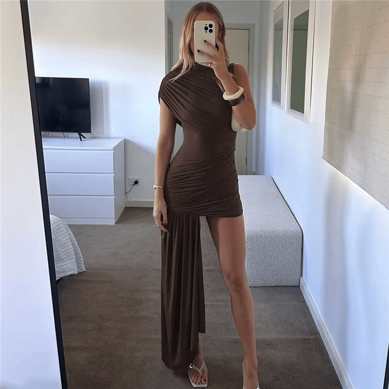 BlingyDress – Dopasowana Sukienka na Lato